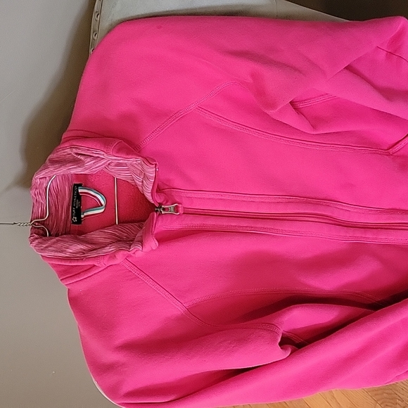 Tuff Athletics Sweater - Picture 3 of 4